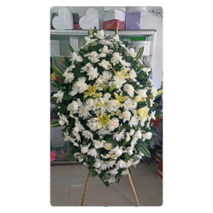 Pedestal Fúnebre de Rosas Blancas, Lirios y Chirosa Blanca